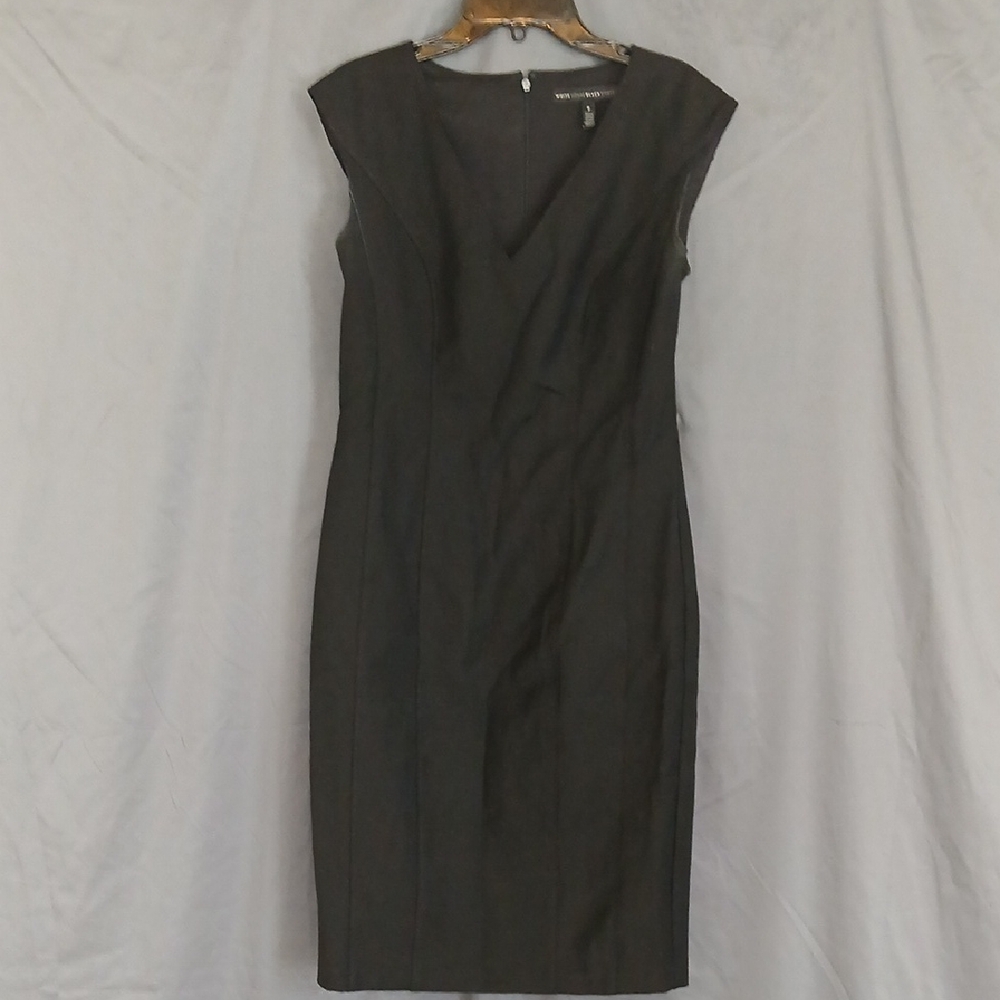 Chic Black V-Neck Midi Dress